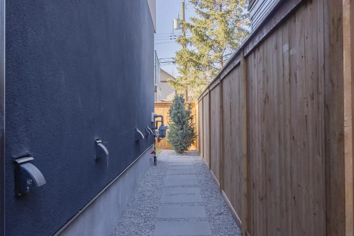 Upper And Lower, Great For Large Families, Fenced Yard Κάλγκαρι Σπίτι διακοπών